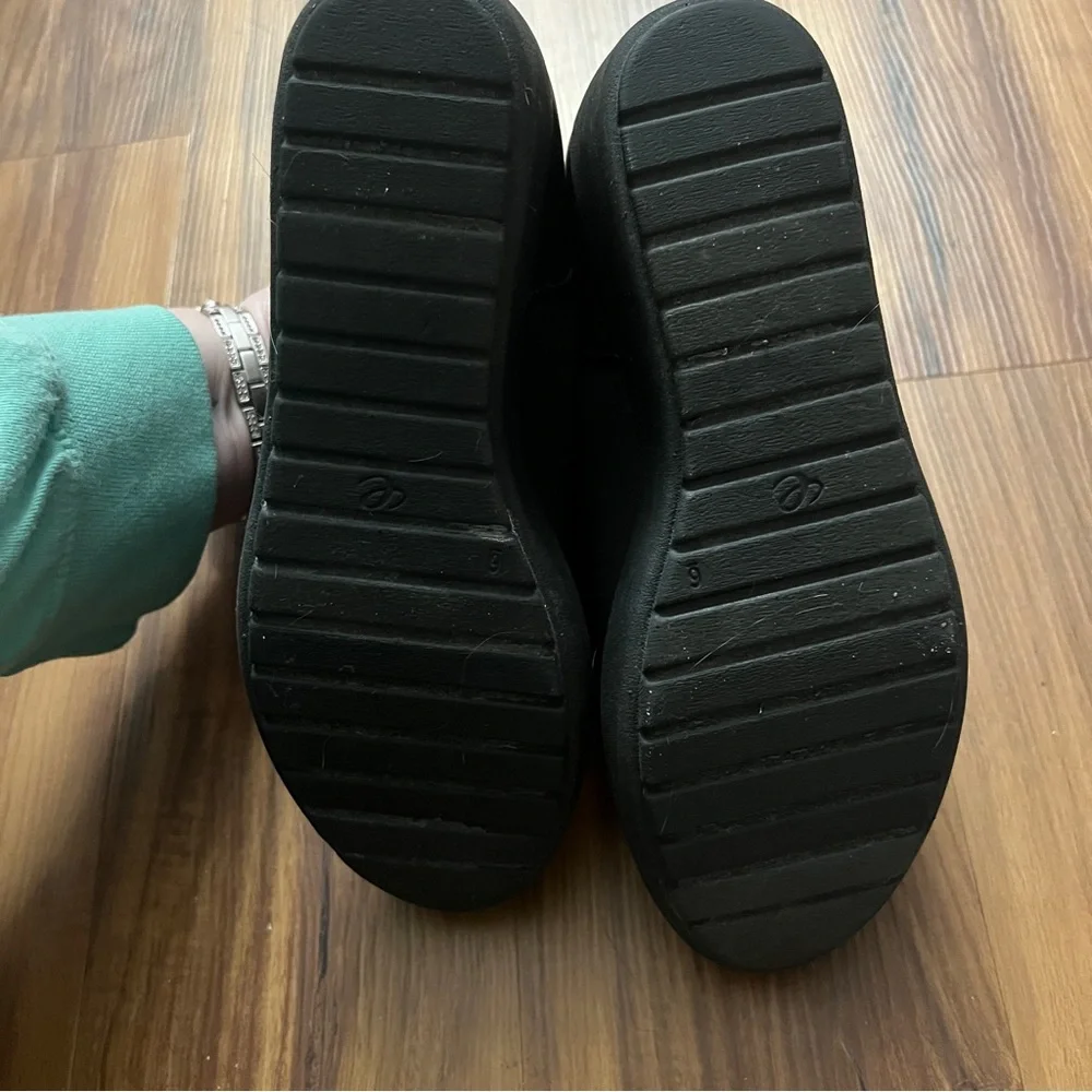 E360 Easy Spirit Women's Black Shoes Size 6